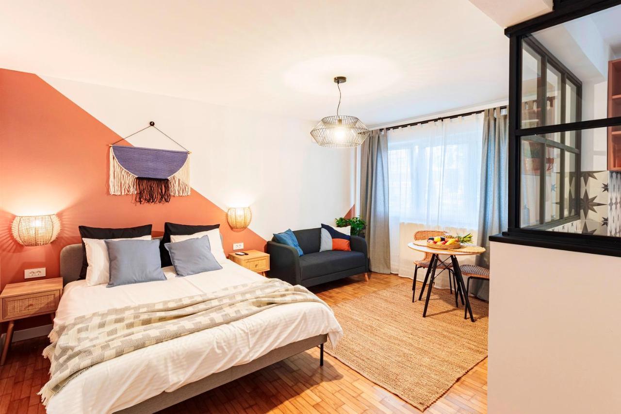 Ferienwohnung Central Modern Flat Near Metro & Park Bukarest Exterior foto